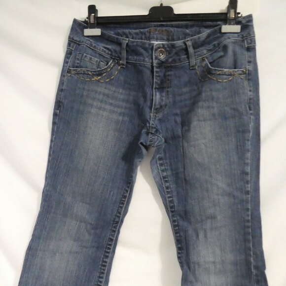 REVOLUTION by RICKI'S | size 31 12 /Blue Denim / Jeans | Detailed Pockets - Picture 6 of 16